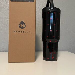HydroJug Black Bottle with Red Heart Design queen of hearts last one high demand